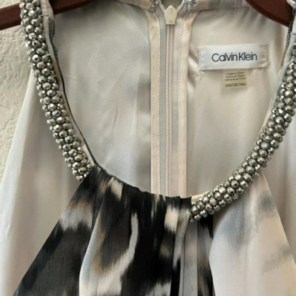 Calvin Klein - Picture 5 of 5